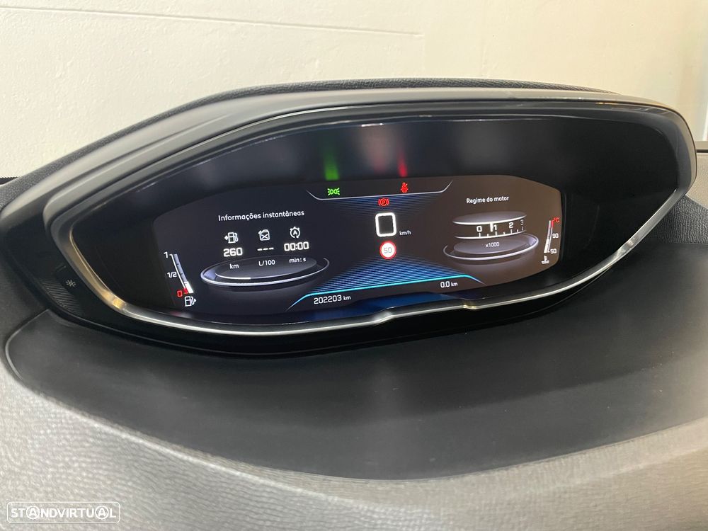 Peugeot 5008 BlueHDI 130 Allure - 20