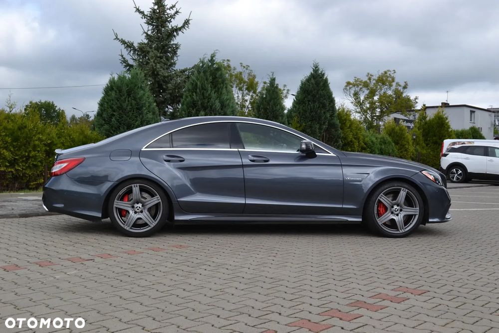 Mercedes-Benz CLS - 8