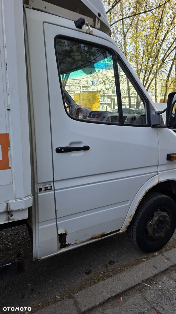 Mercedes-Benz Sprinter - 40