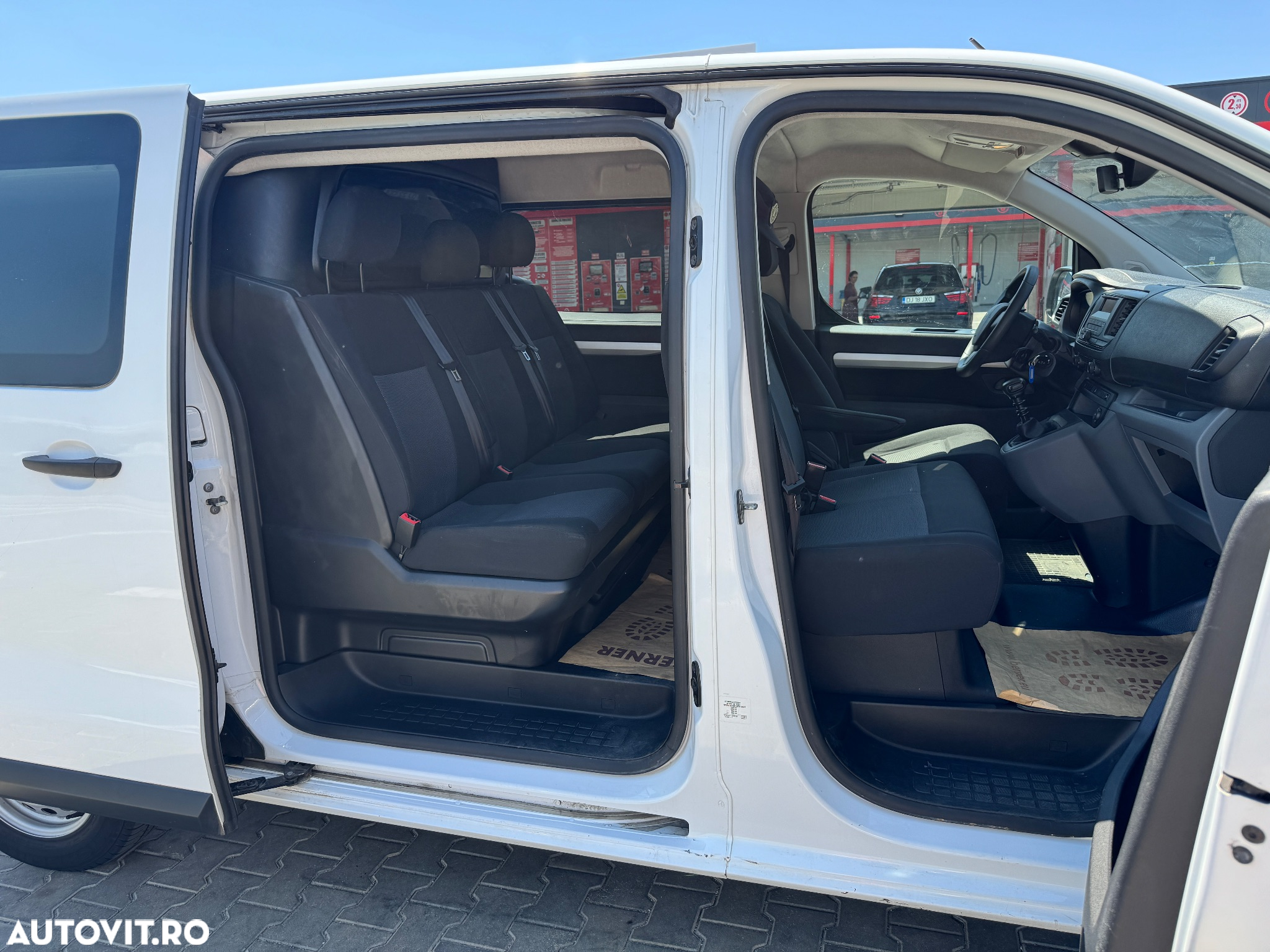 Peugeot Expert L2 2.0 BlueHDi 150 - 9