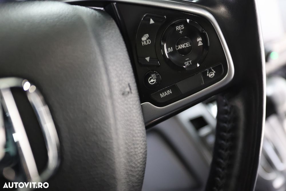 Honda CR-V 1.5 VTEC Turbo 4WD CVT Executive - 27