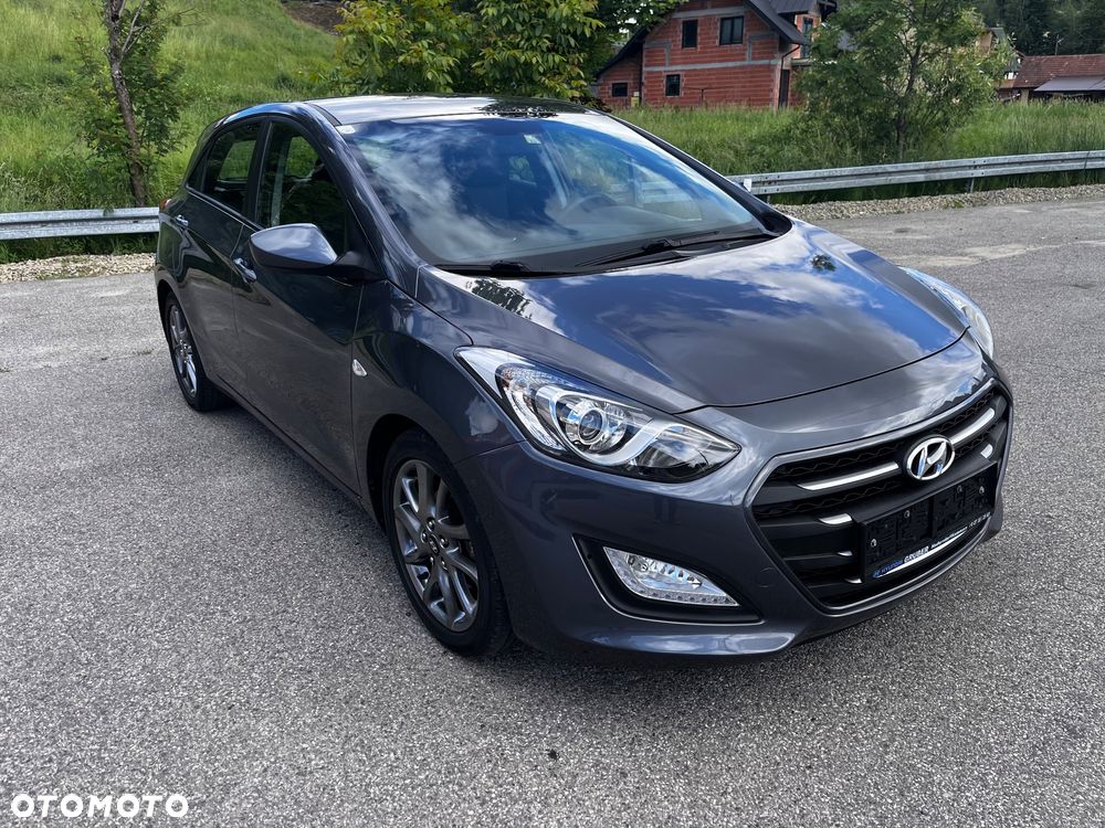 Hyundai i30 1.4 Classic + - 4