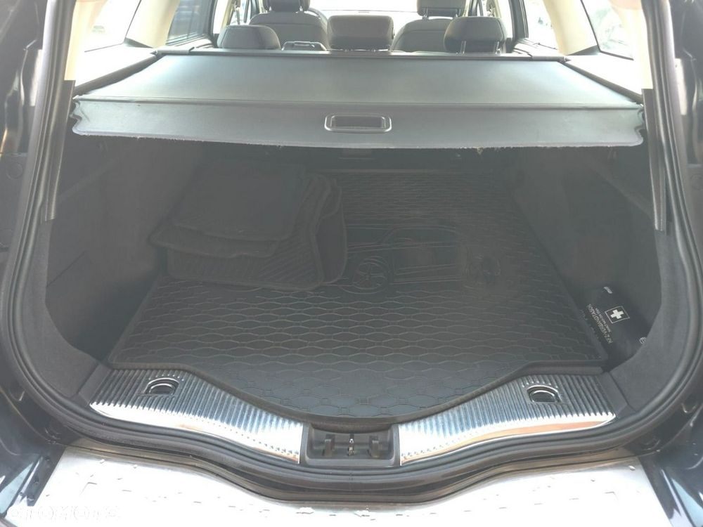 Ford Mondeo - 27