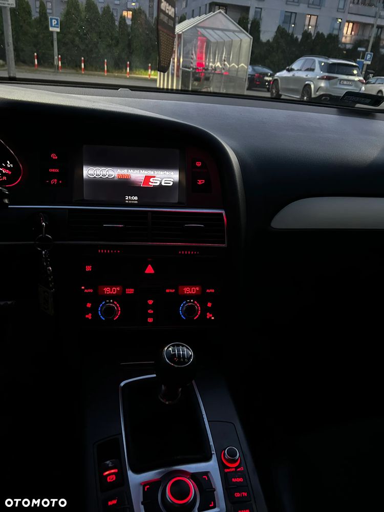 Audi A6 Avant 3.2 FSI - 17