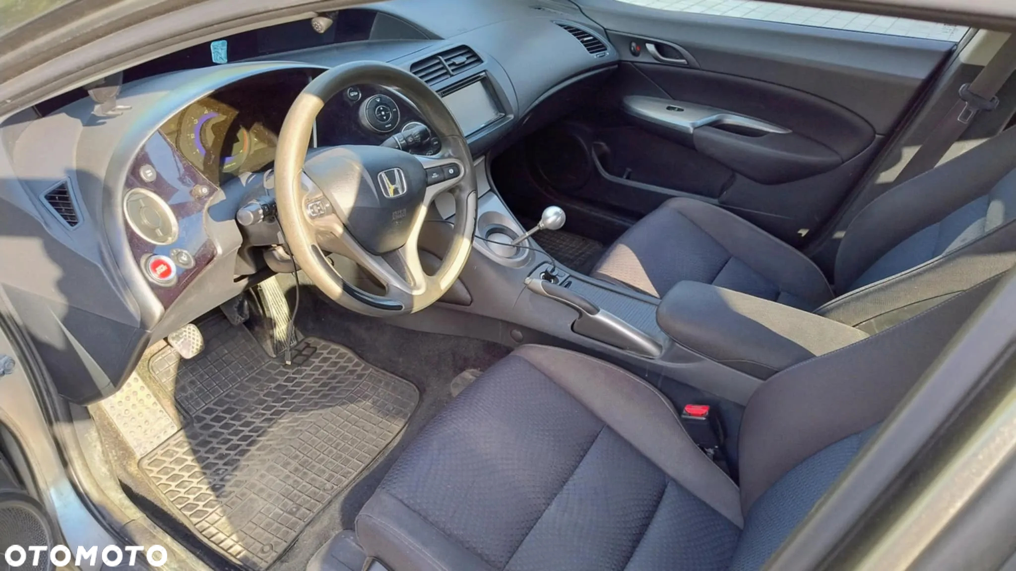Honda Civic 1.8 Comfort - 13