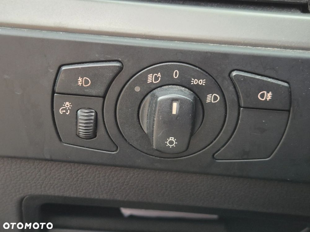 BMW Seria 5 520i - 18
