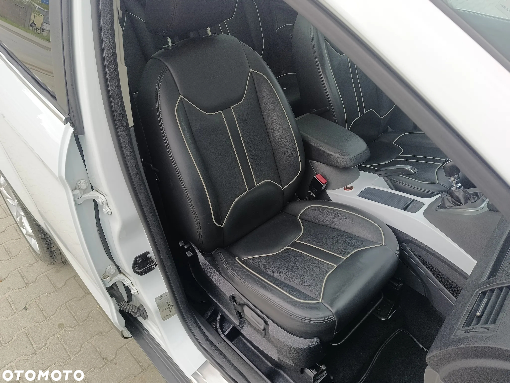 Ford Kuga 2.0 TDCi 4x4 White Magic - 33