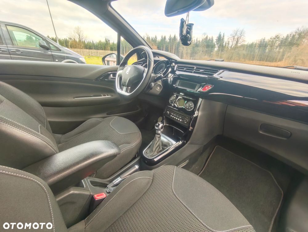 Citroën DS3 HDi 90 FAP SoChic - 7