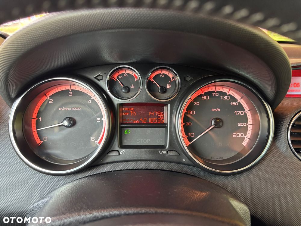 Peugeot 308 e-HDi FAP 110 Stop&Start Family - 30