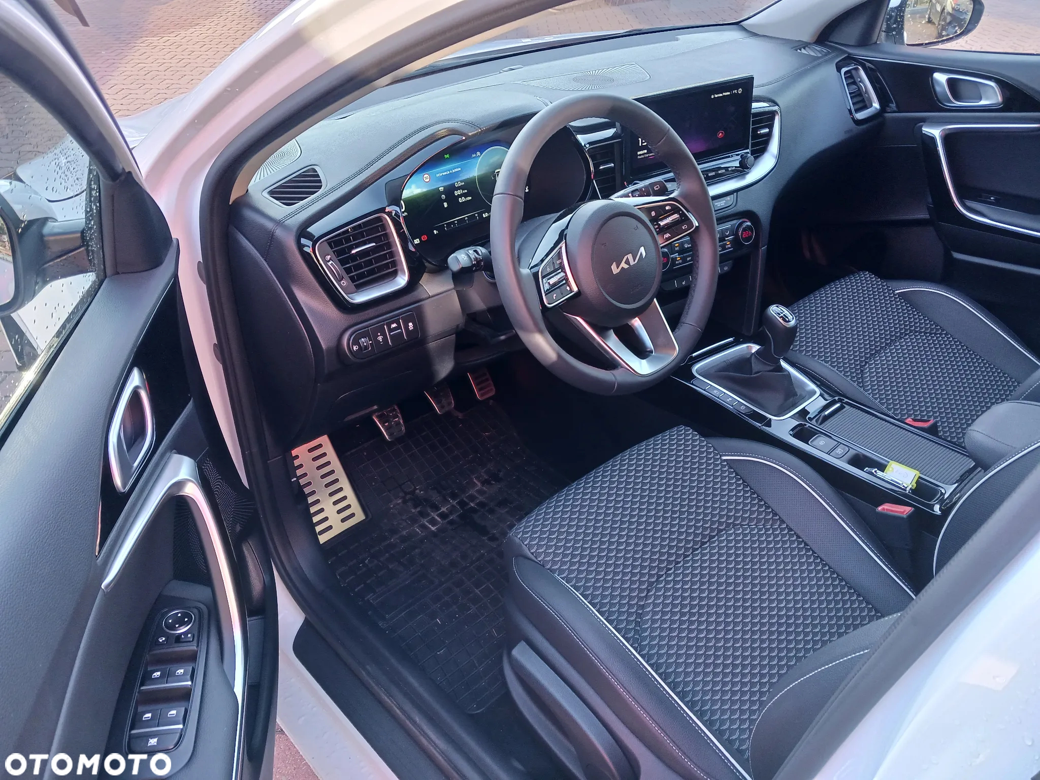 Kia Ceed 1.5 T-GDI L - 4