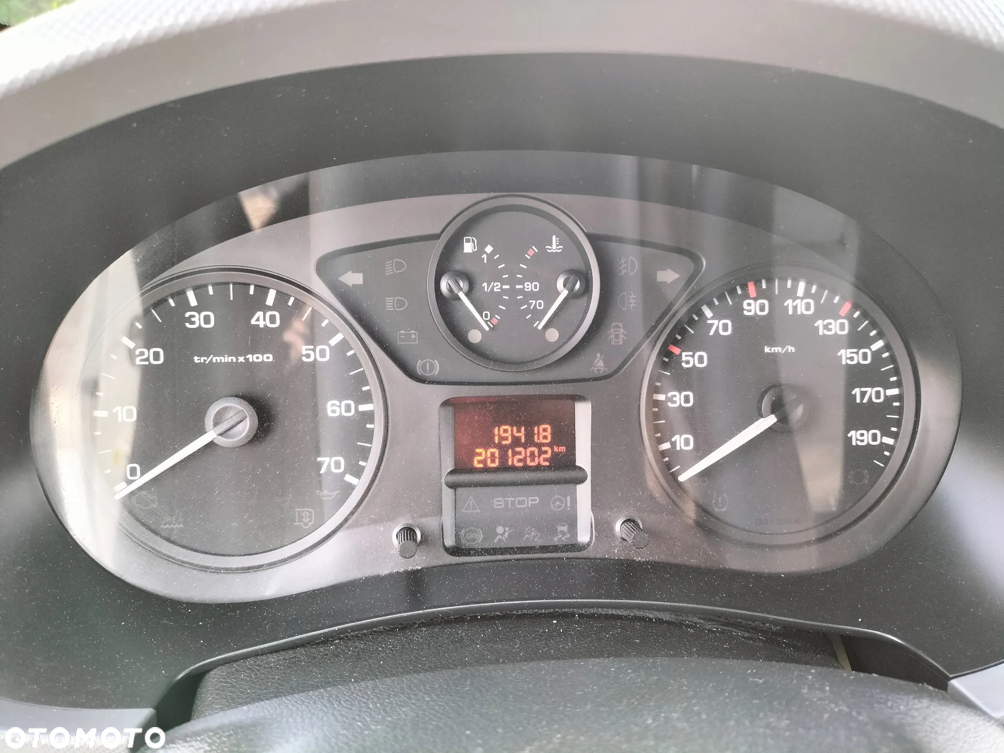 Peugeot Partner - 11