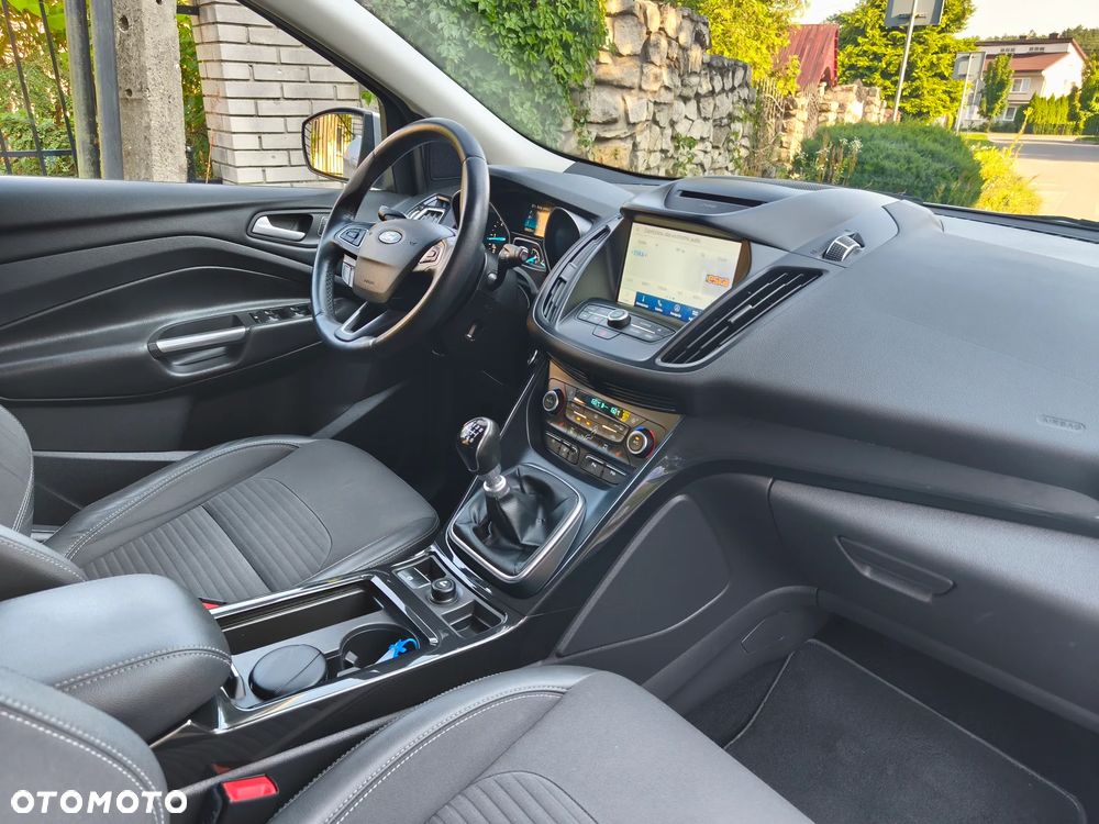 Ford Kuga 2.0 TDCi 4x4 Titanium - 13
