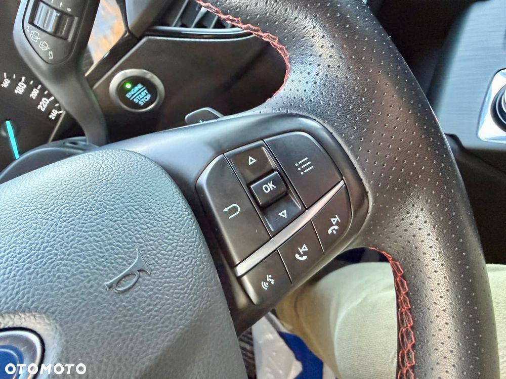 Ford Focus 1.5 TDCi DPF Start-Stopp-System ST-Line - 16