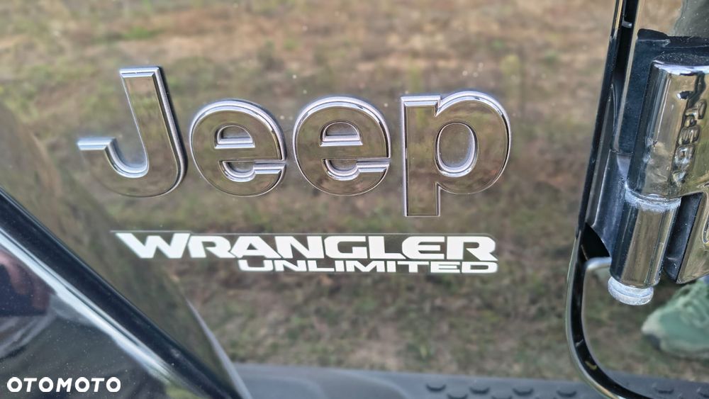 Jeep Wrangler - 28