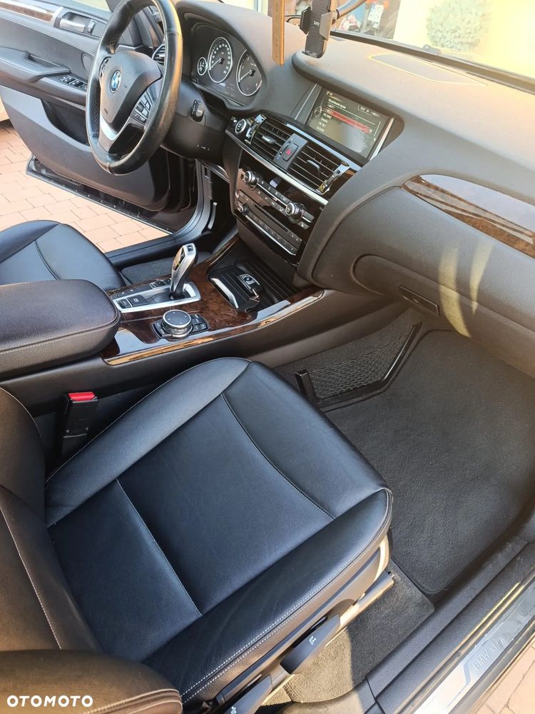 BMW X3 xDrive20d Advantage - 7