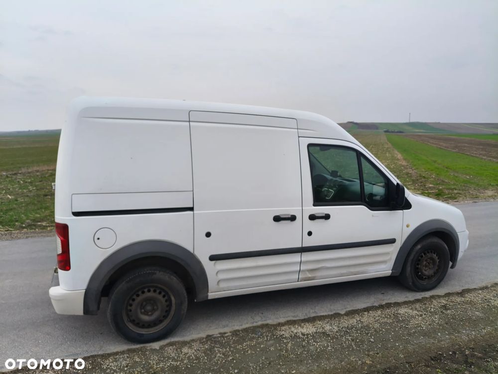 Ford Transit Connect - 11