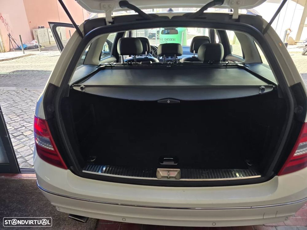 Mercedes-Benz C 250 - 13