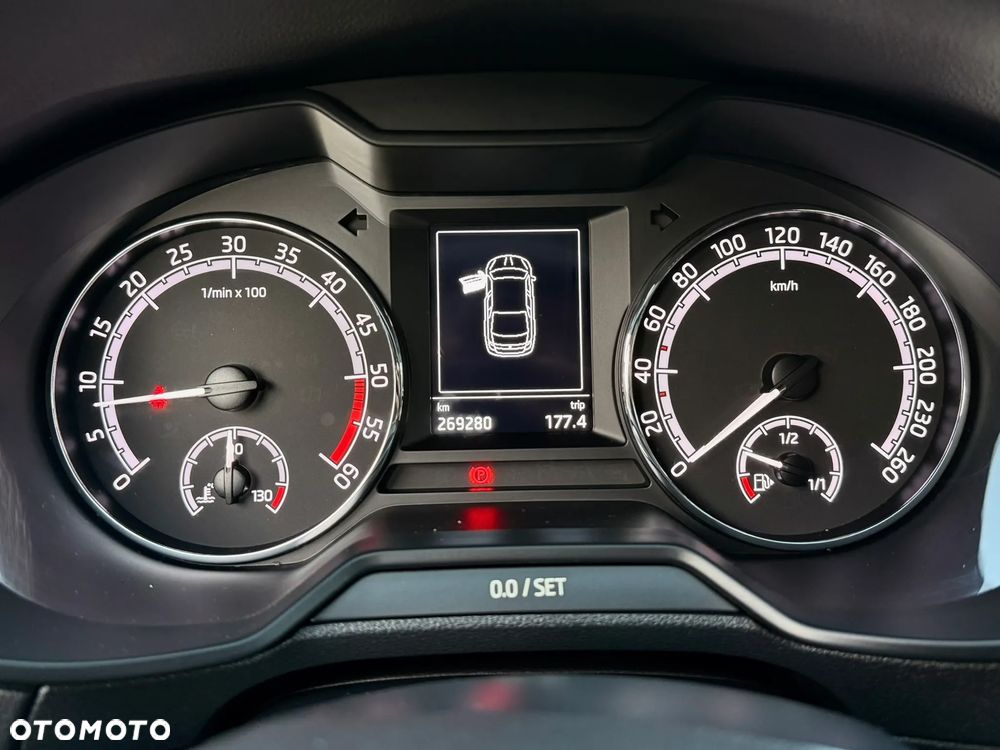 Skoda Octavia 1.6 TDI SCR Active - 12