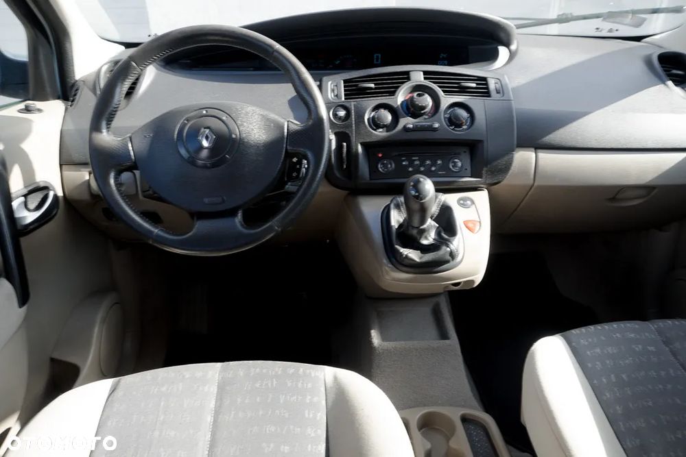 Renault Scenic 1.6 16V Authentique - 14