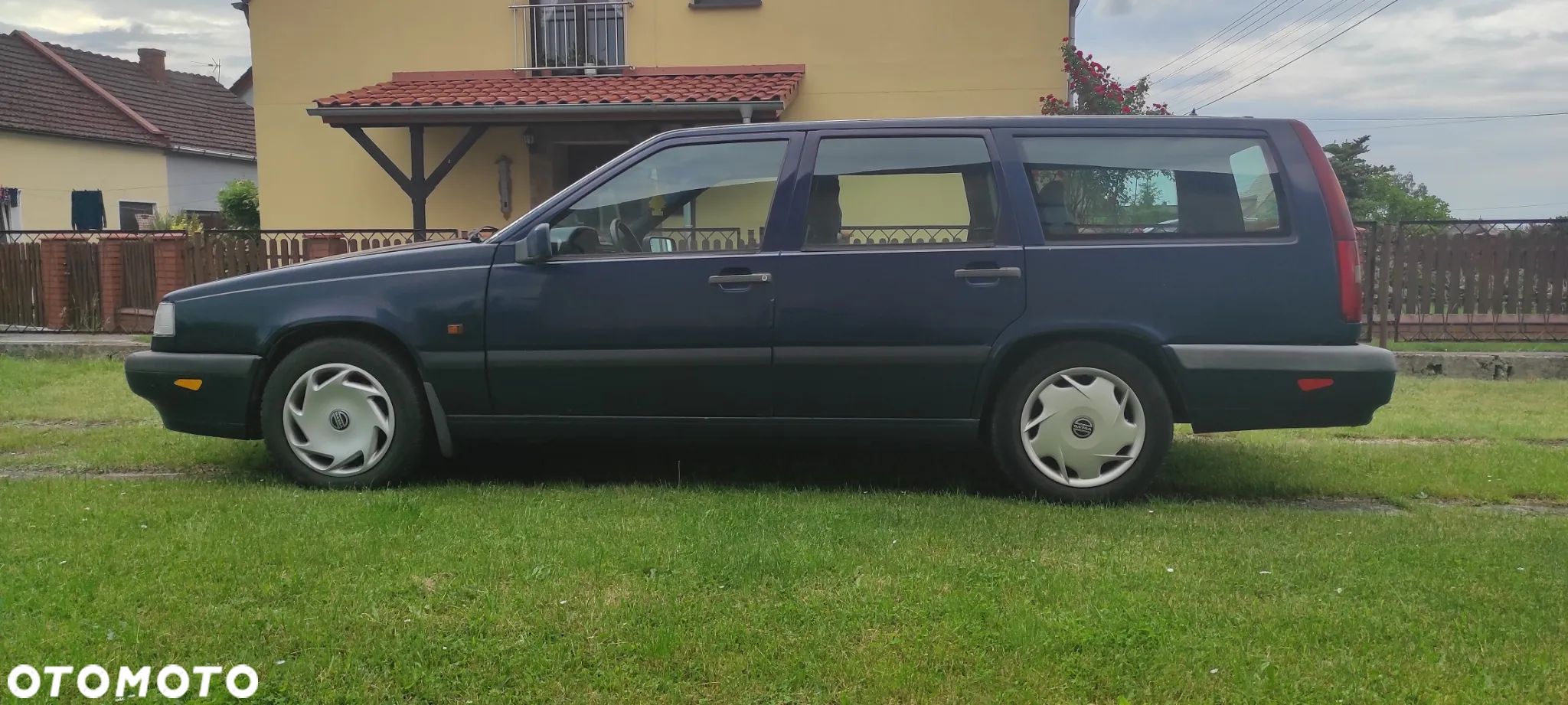 Volvo 850 Estate 2.0-10v - 1