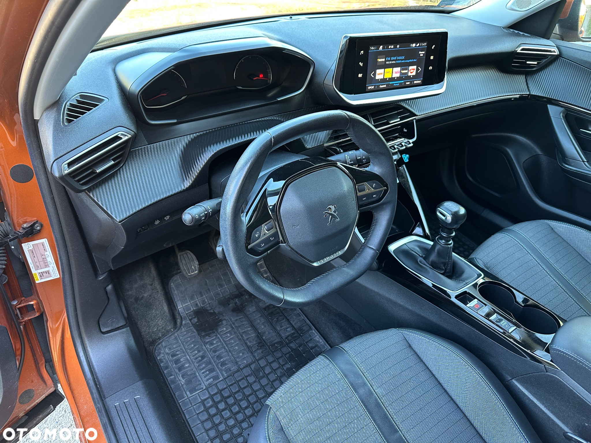 Peugeot 2008 1.2 PureTech Allure Pack S&S - 7