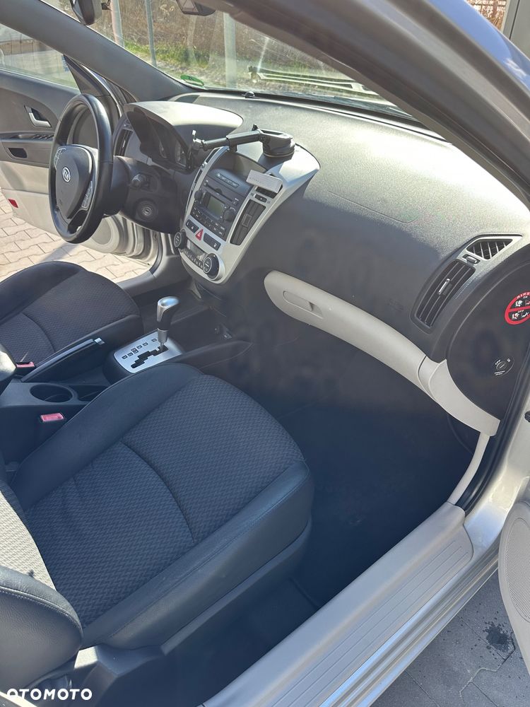 Kia Ceed 1.6 CVVT Automatik EX - 26