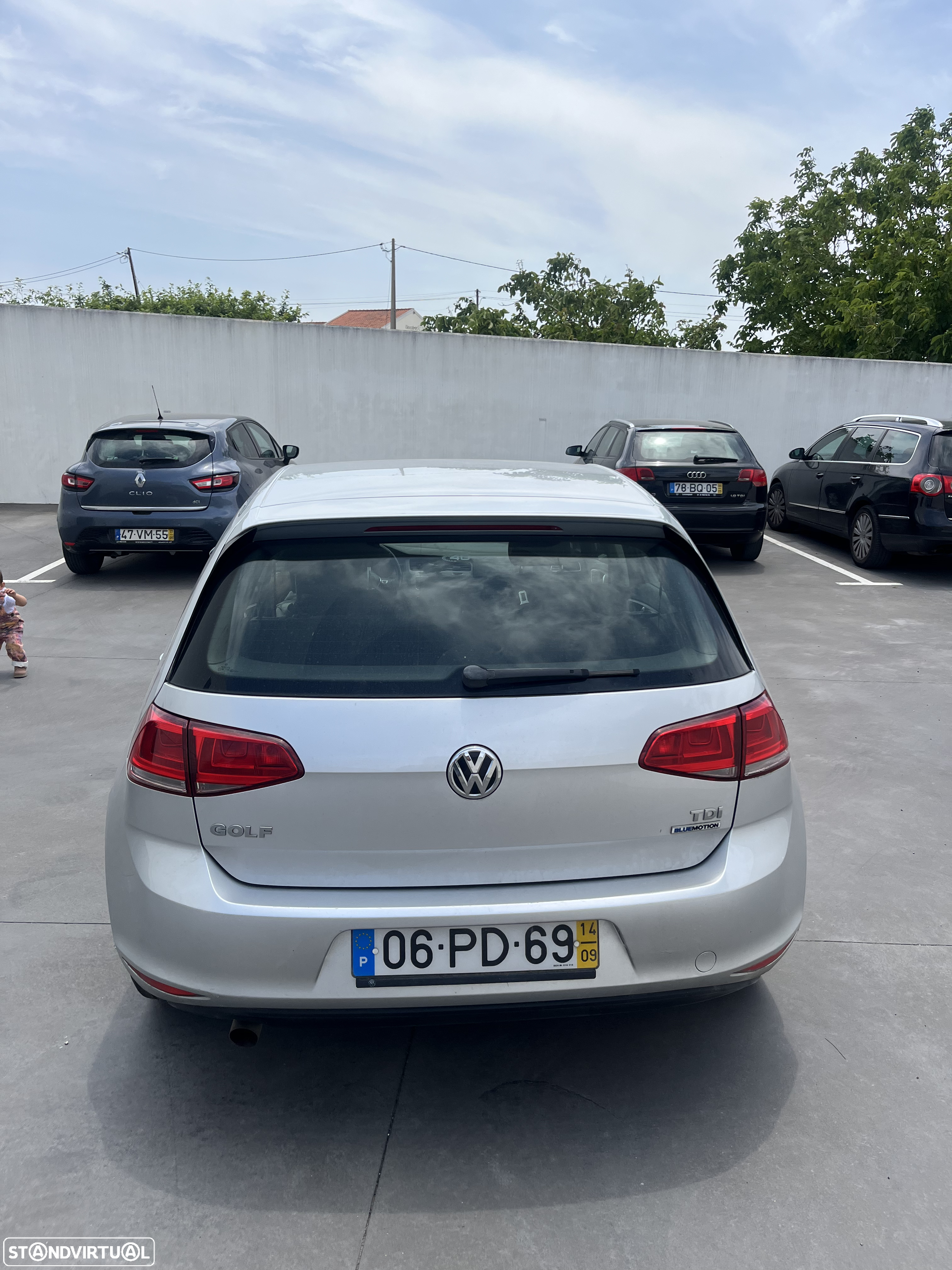 VW Golf 1.6 TDi BlueMotion Confortline - 2