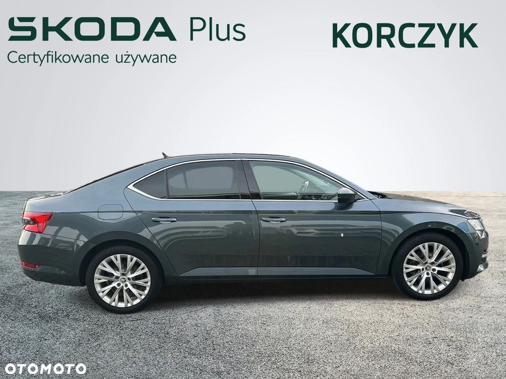 Skoda Superb 2.0 TSI Ambition DSG - 6