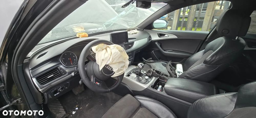 Audi A6 - 4