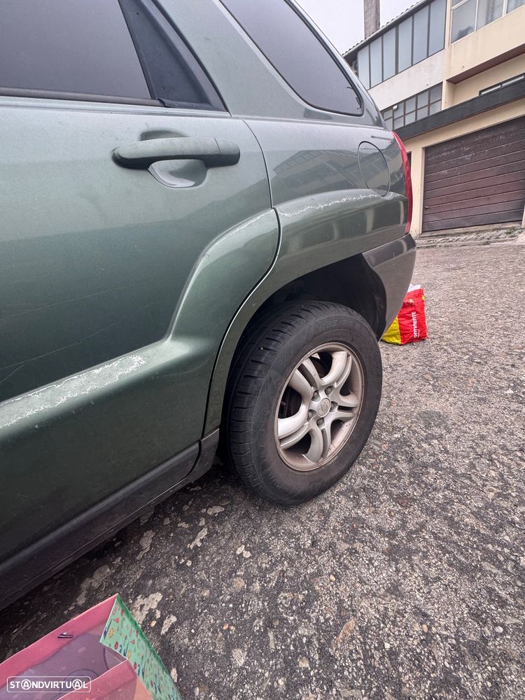 Kia Sportage 2.0 CRDI VGT EX 4WD - 12