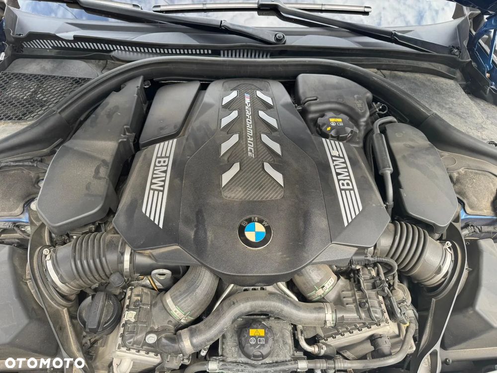 BMW Seria 8 M850i xDrive - 11