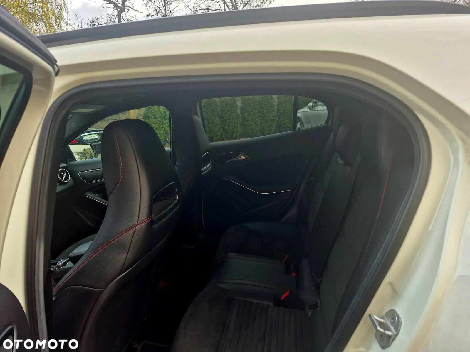Mercedes-Benz GLA 250 4-Matic - 9