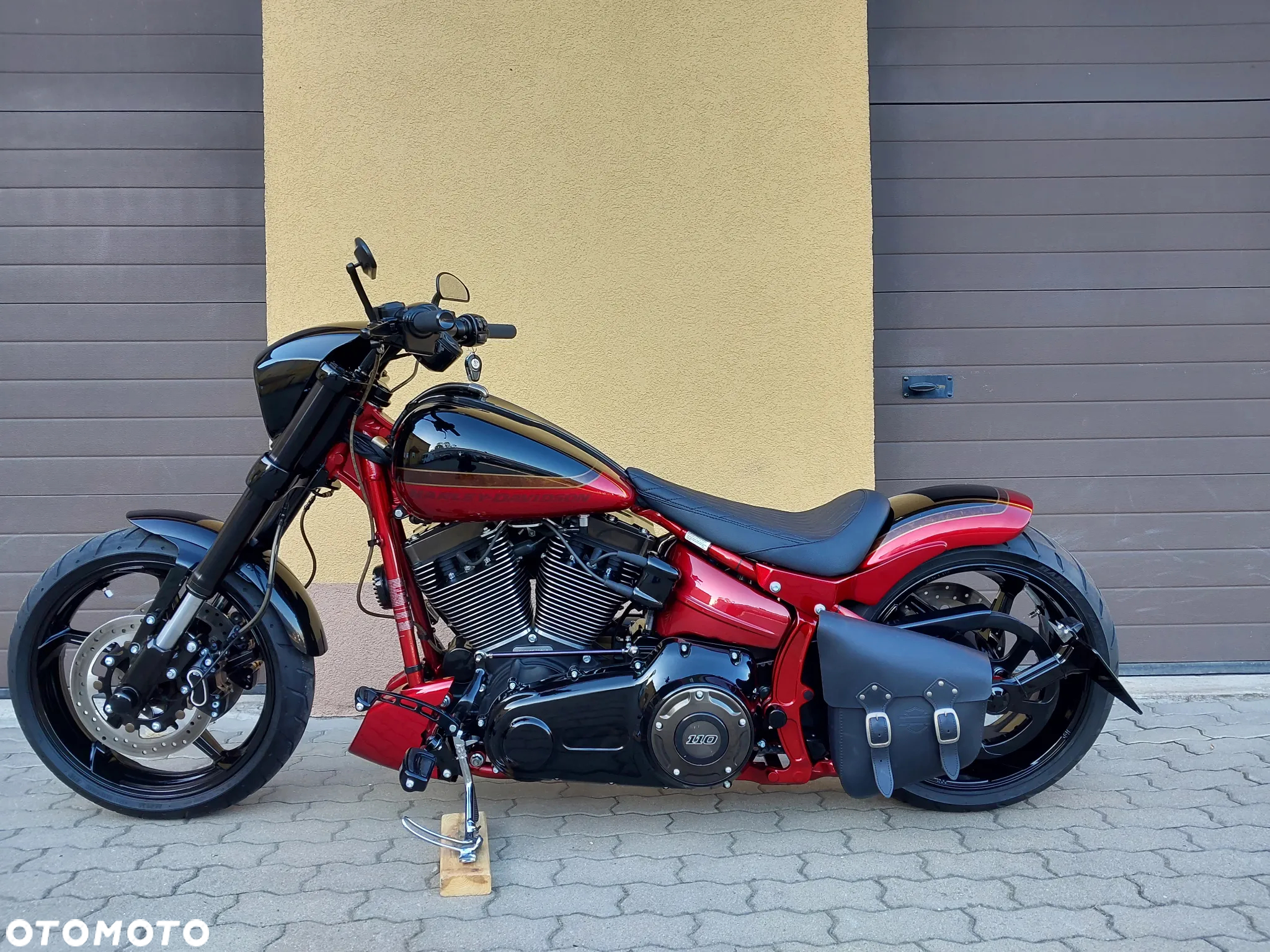 Harley-Davidson Softail Breakout - 6