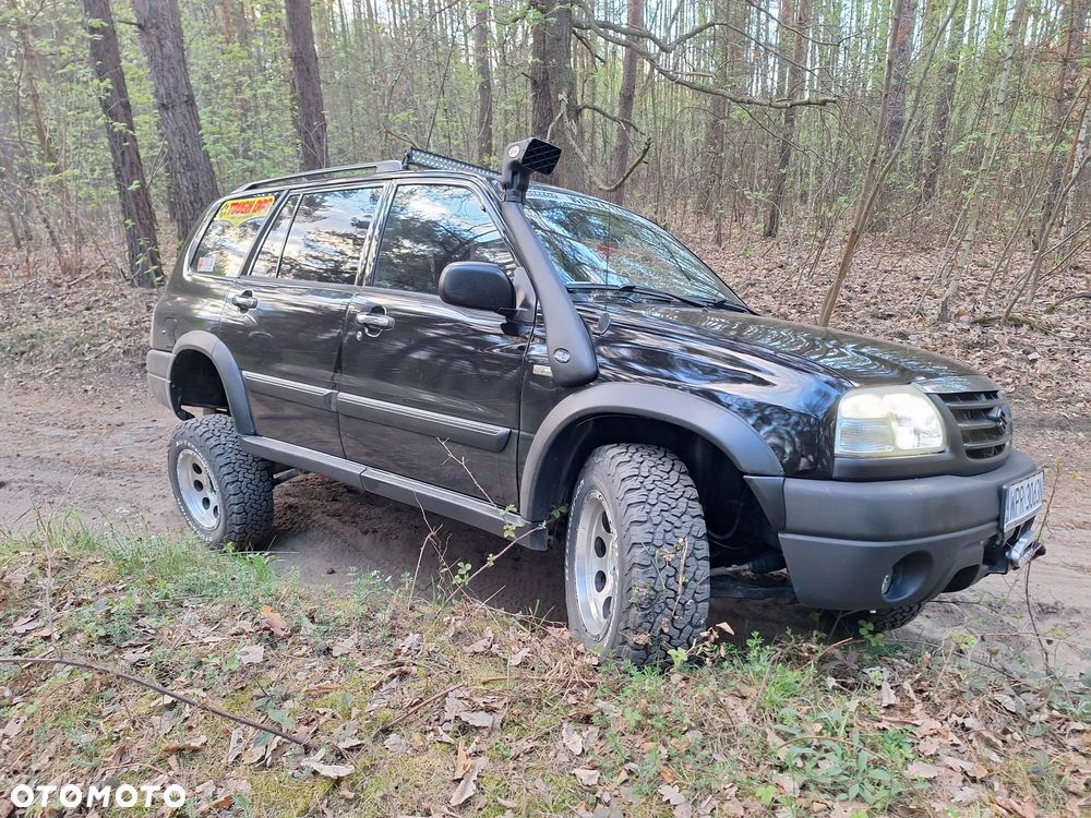 Suzuki Grand Vitara - 25