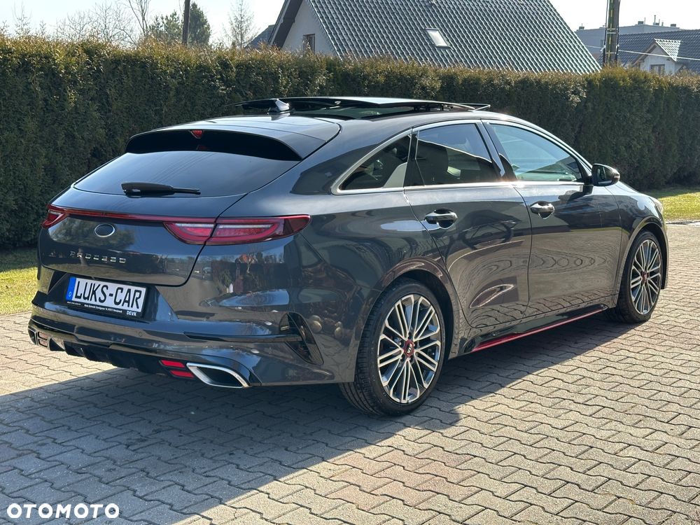 Kia ProCeed 1.6 T-GDI GT - 8