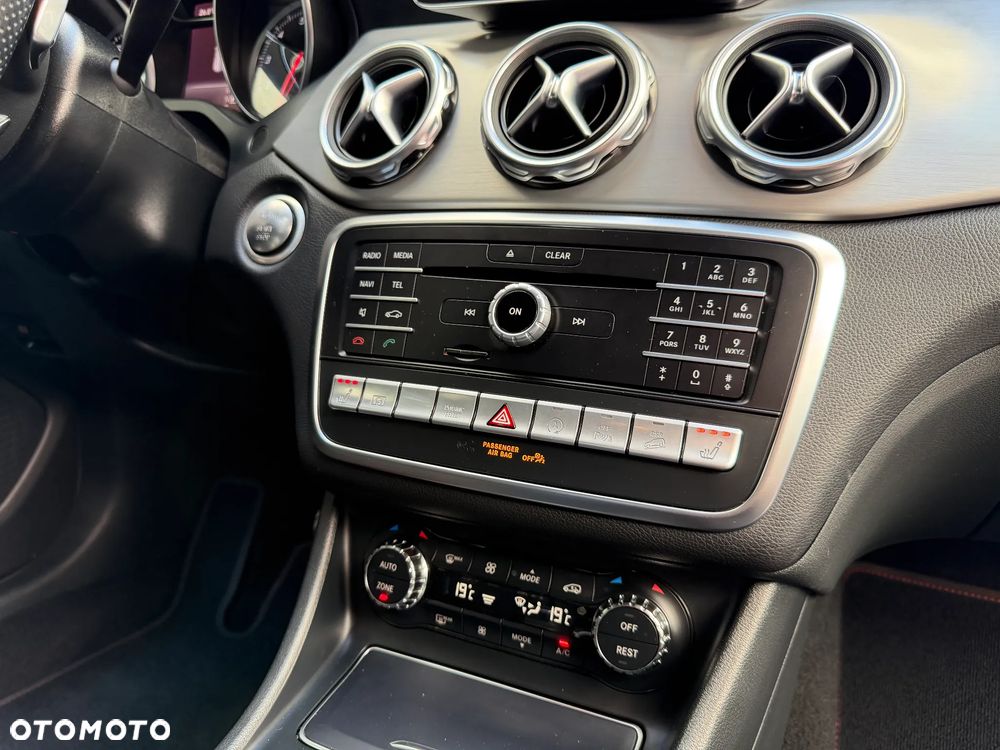 Mercedes-Benz GLA 220 4-Matic - 36