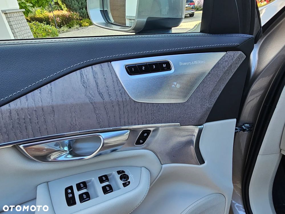 Volvo XC 90 B5 D AWD Inscription - 9