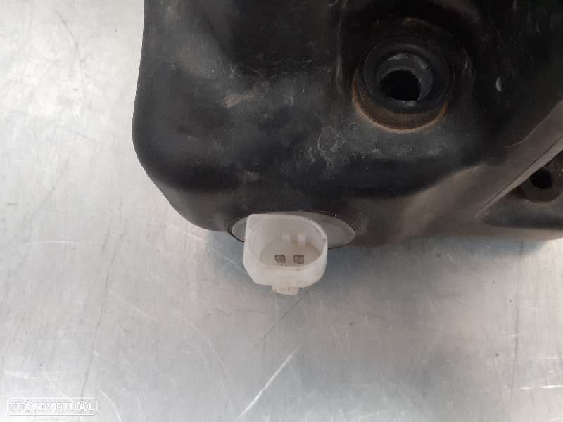 DEPOSITO LIMPA-VIDROS MERCEDES-BENZ CLASSE A 2013 - 2