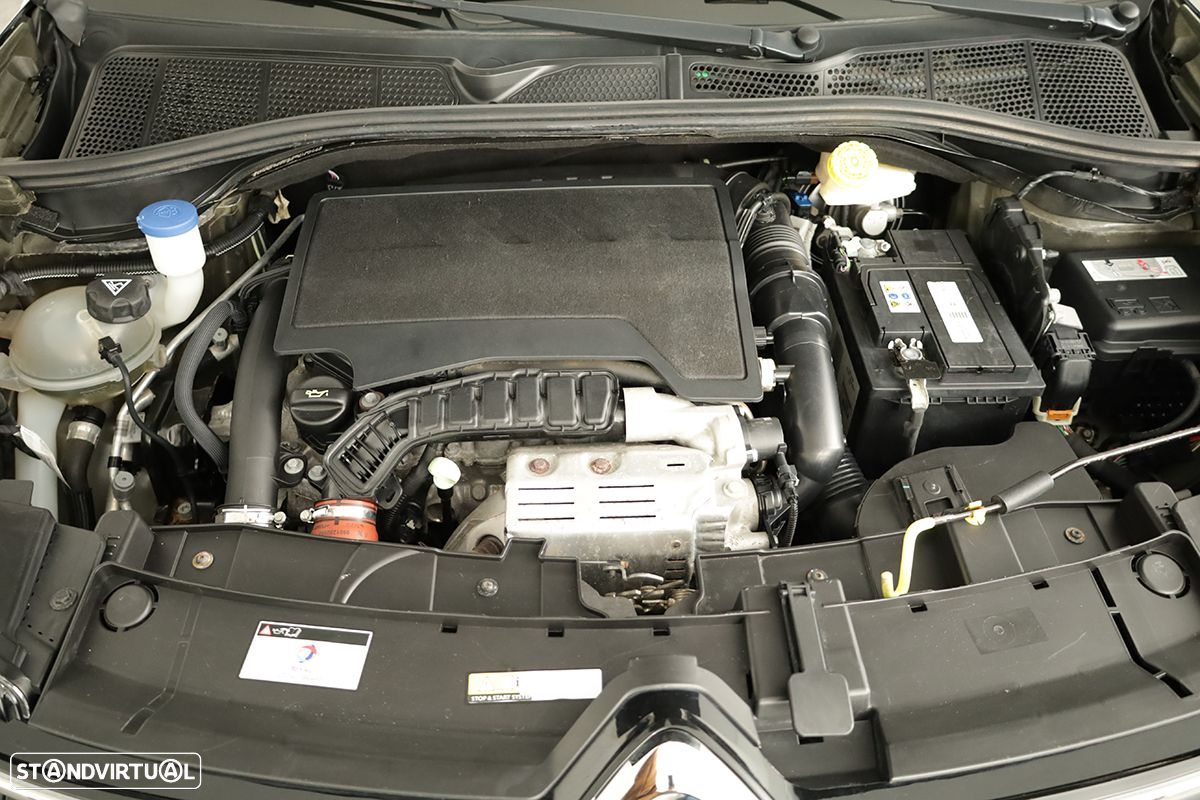 Citroën C4 Cactus 1.2 PureTech Shine - 24