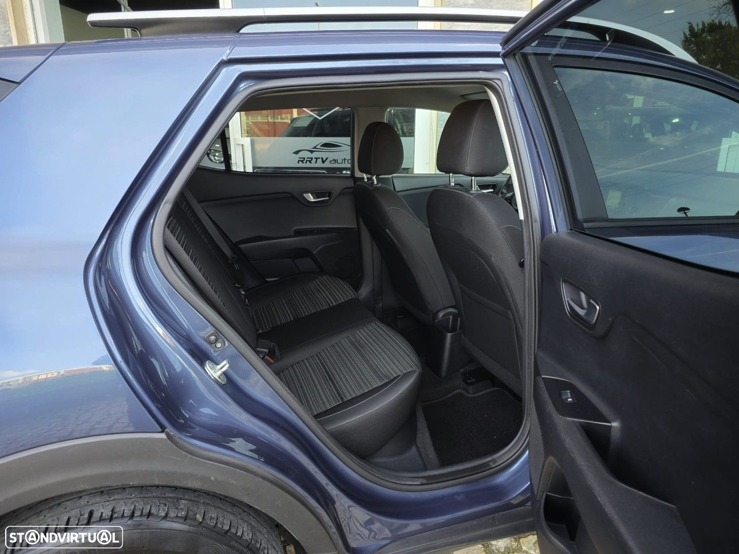 Kia Stonic 1.6 CRDi TX - 8