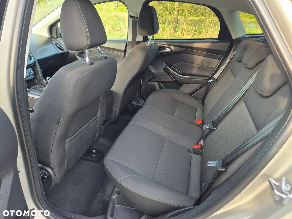 Ford Focus 1.0 EcoBoost STart-Stopp-System TITANIUM - 35