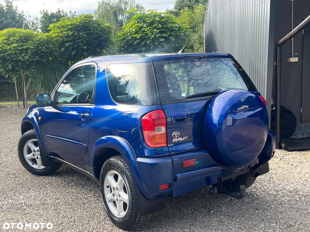 Toyota RAV4 - 22