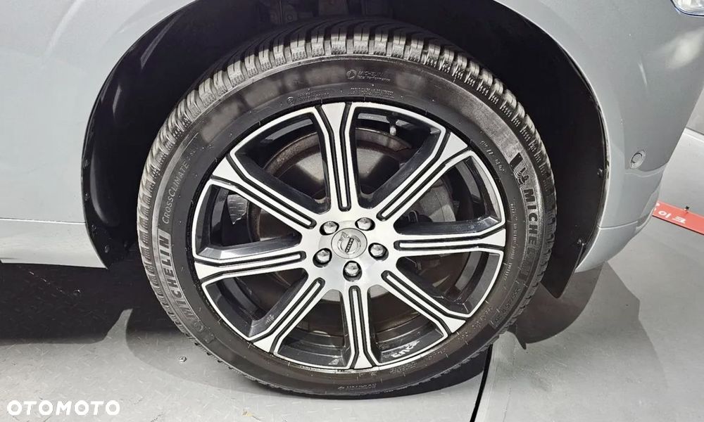 Volvo XC 60 D5 SCR AWD Inscription - 17