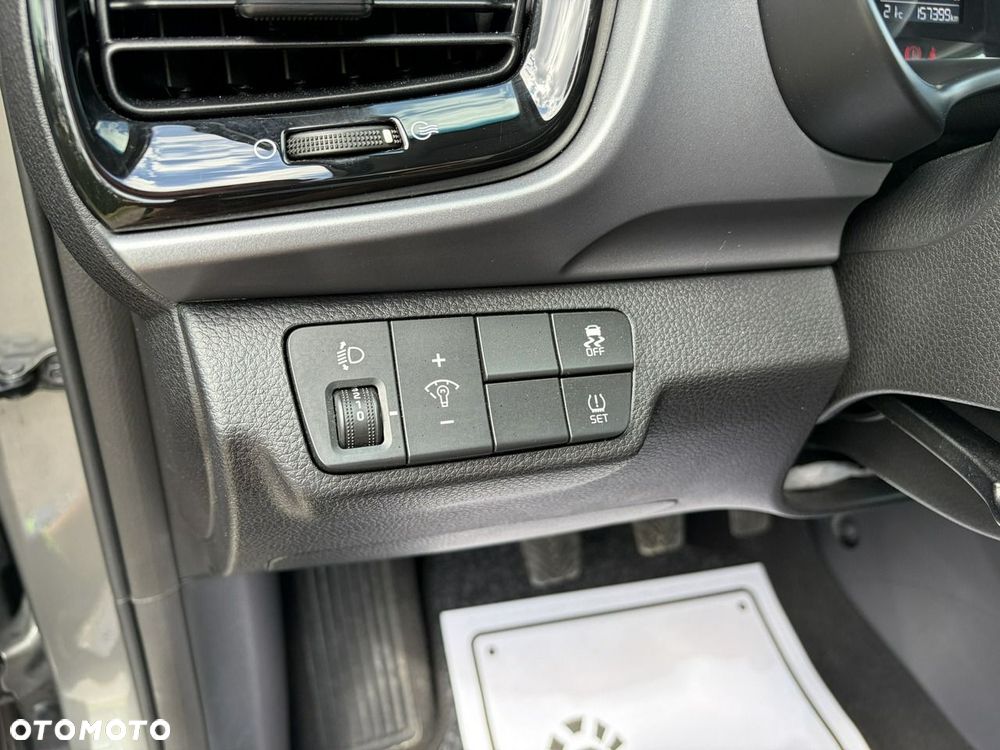 Kia Stonic - 19
