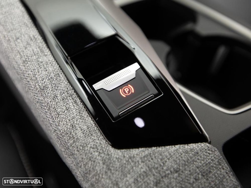 Peugeot E-3008 73 kWh Allure - 19