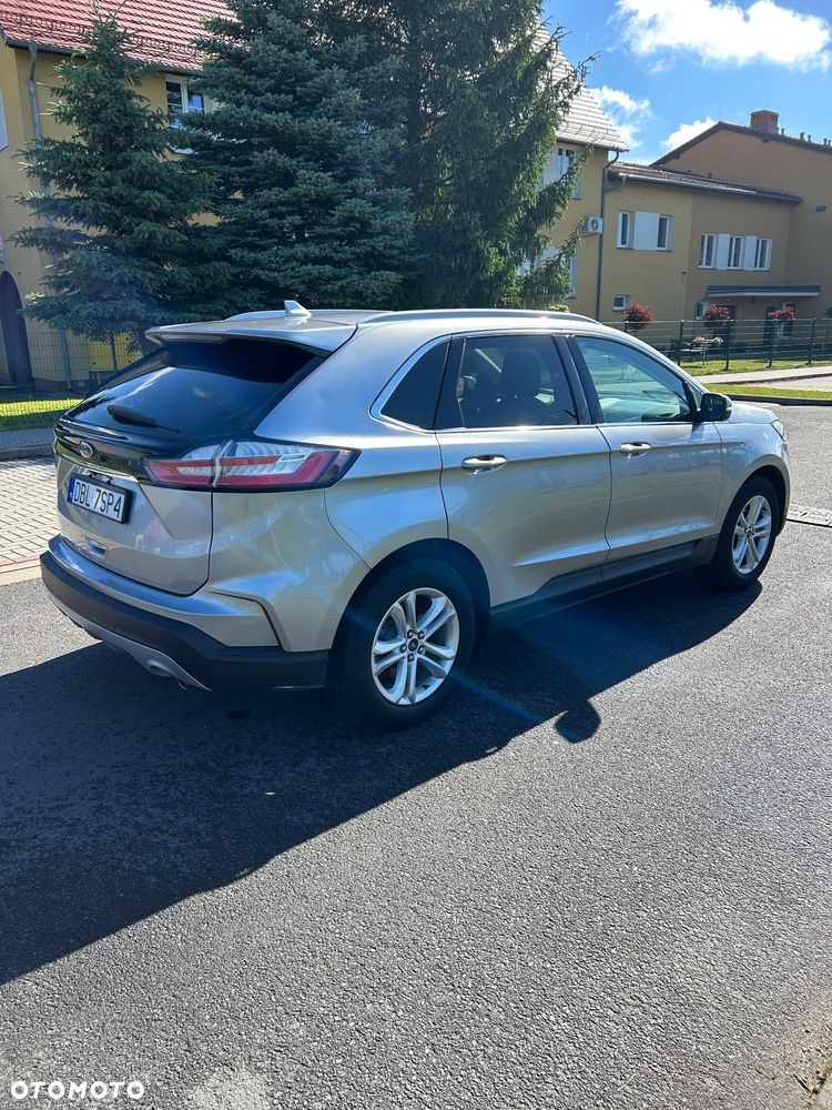 Ford Edge - 4