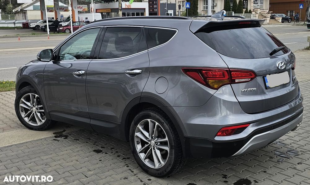 Hyundai Santa Fe - 2