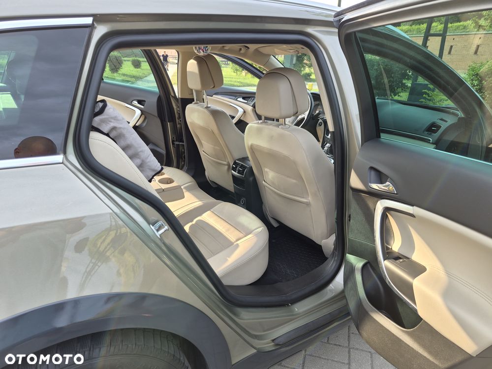 Opel Insignia 2.0 CDTI 4x4 Exclusive S&S - 25