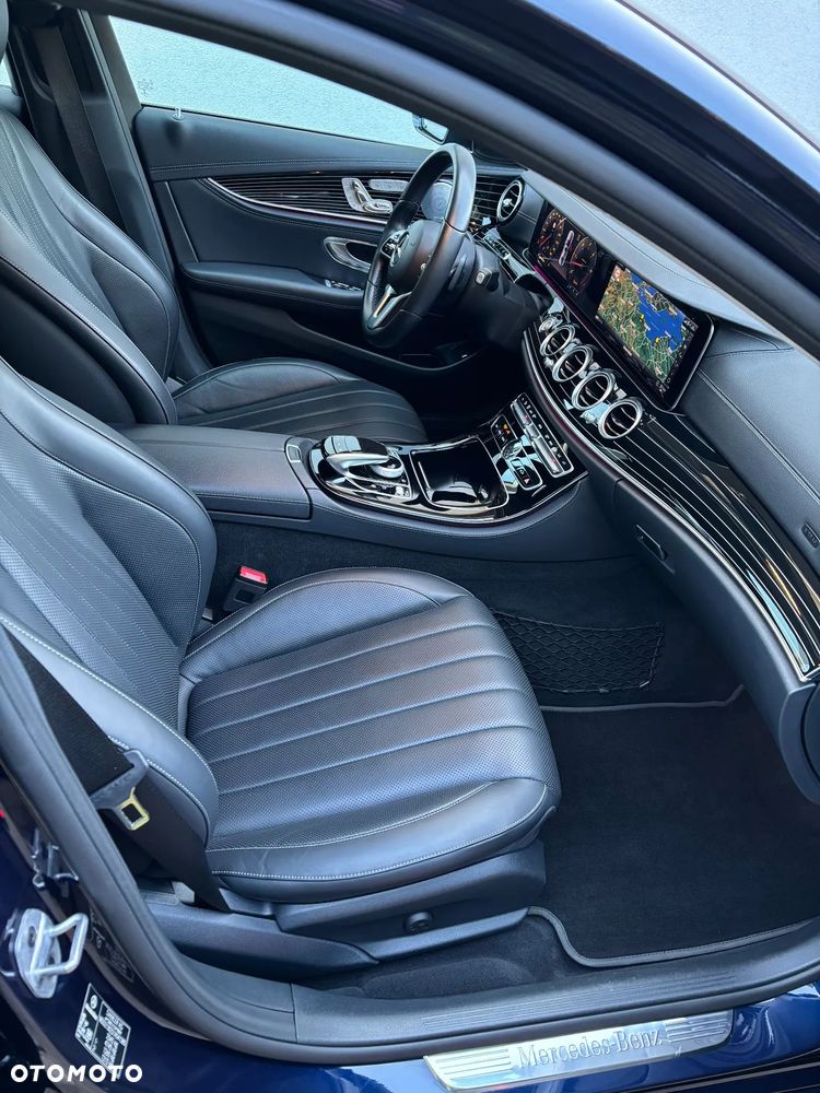 Mercedes-Benz Klasa E 400 d 4-Matic 9G-TRONIC - 13