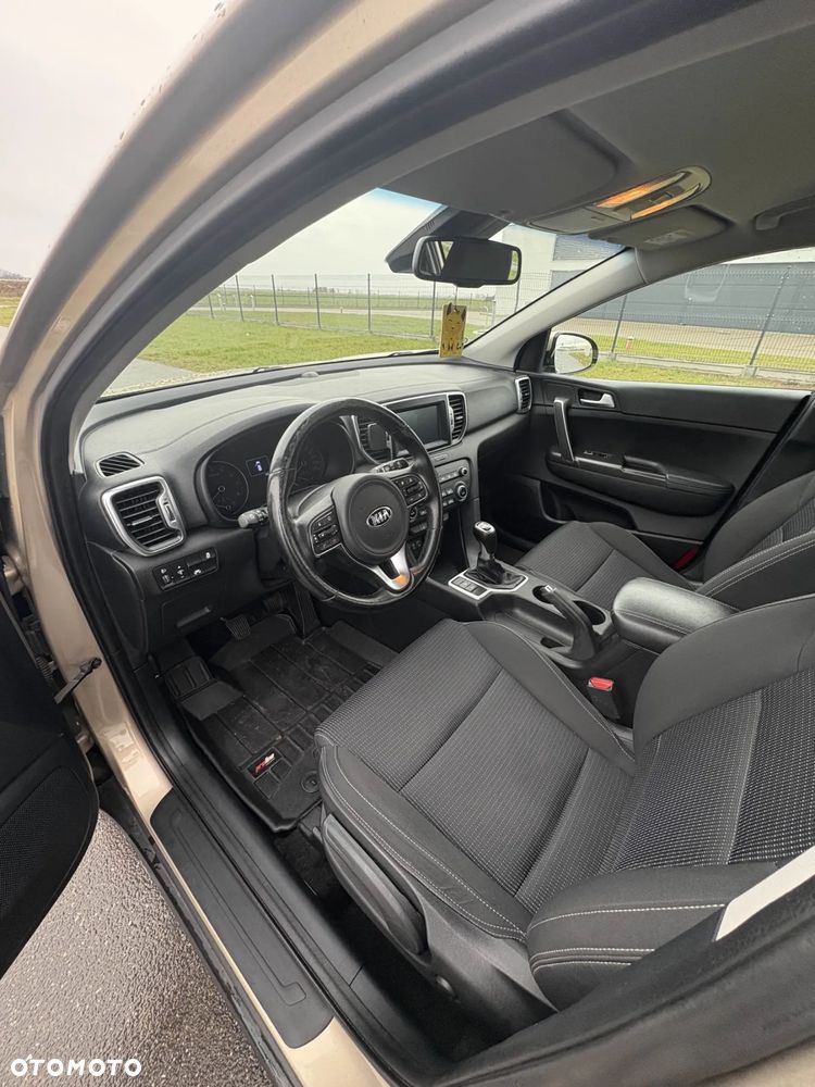 Kia Sportage 1.6 GDI Business Line 2WD - 12